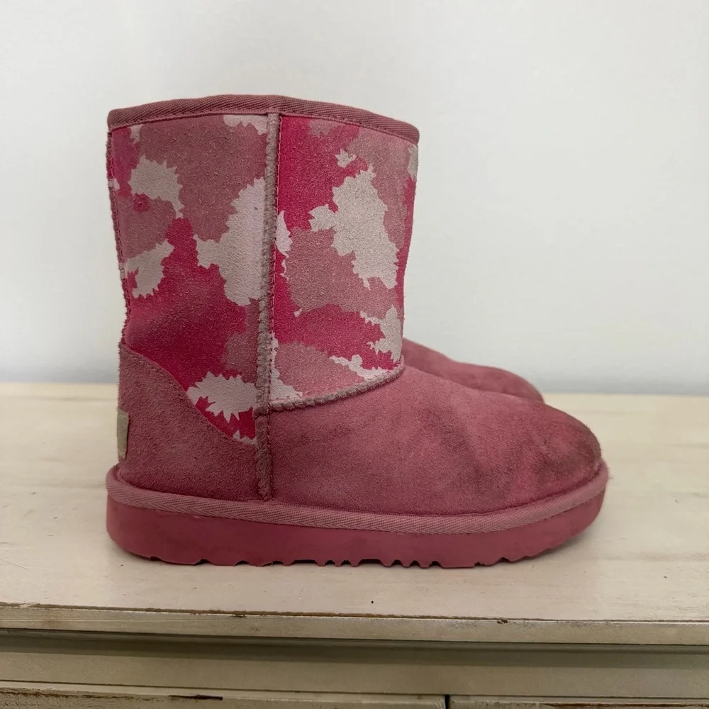 Ugg Pink Camo Classic Short Boots